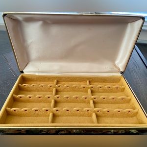 Vintage Mele jewelry case